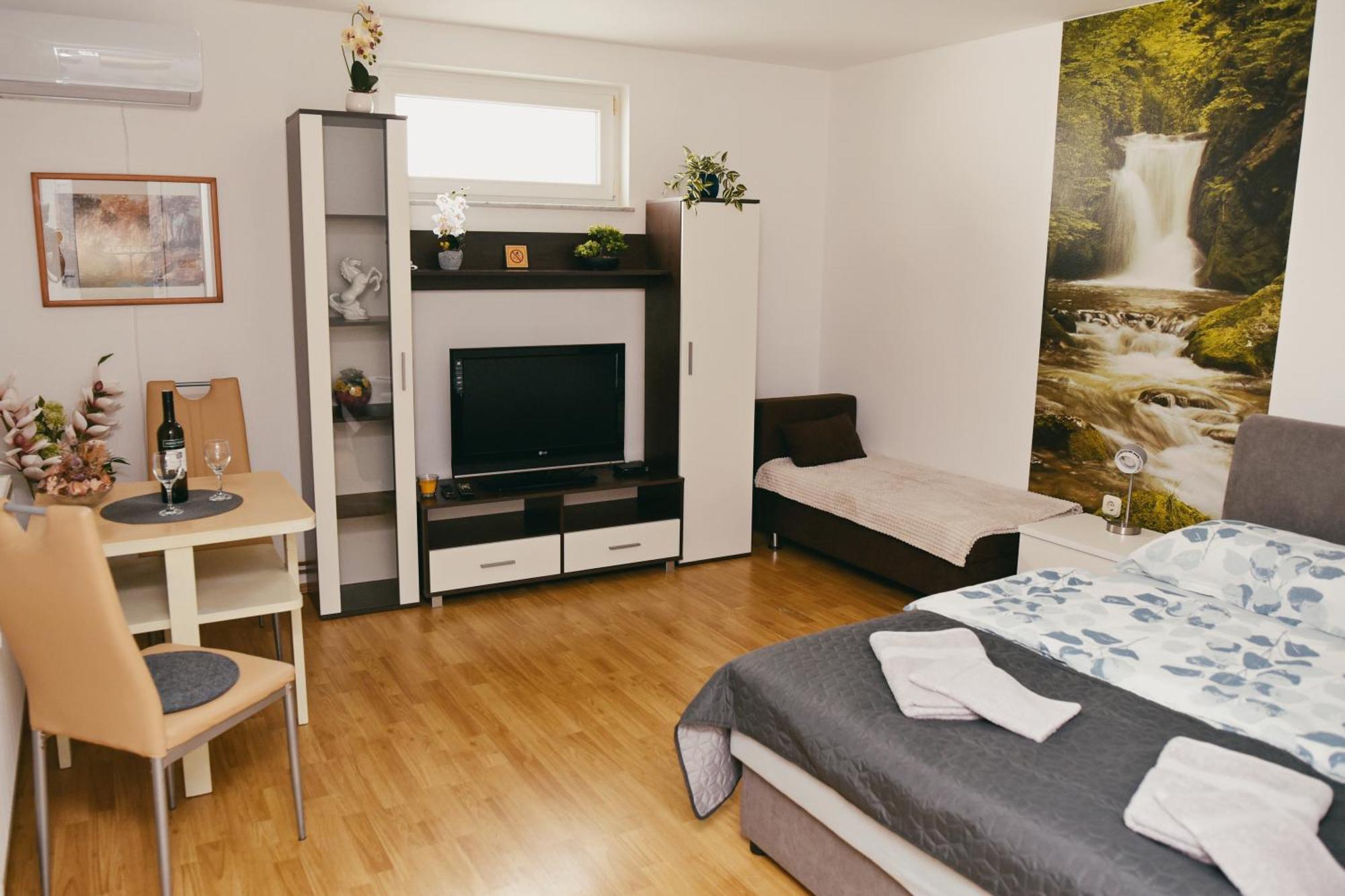 Soba Luic Apartman Zsupanya Kültér fotó